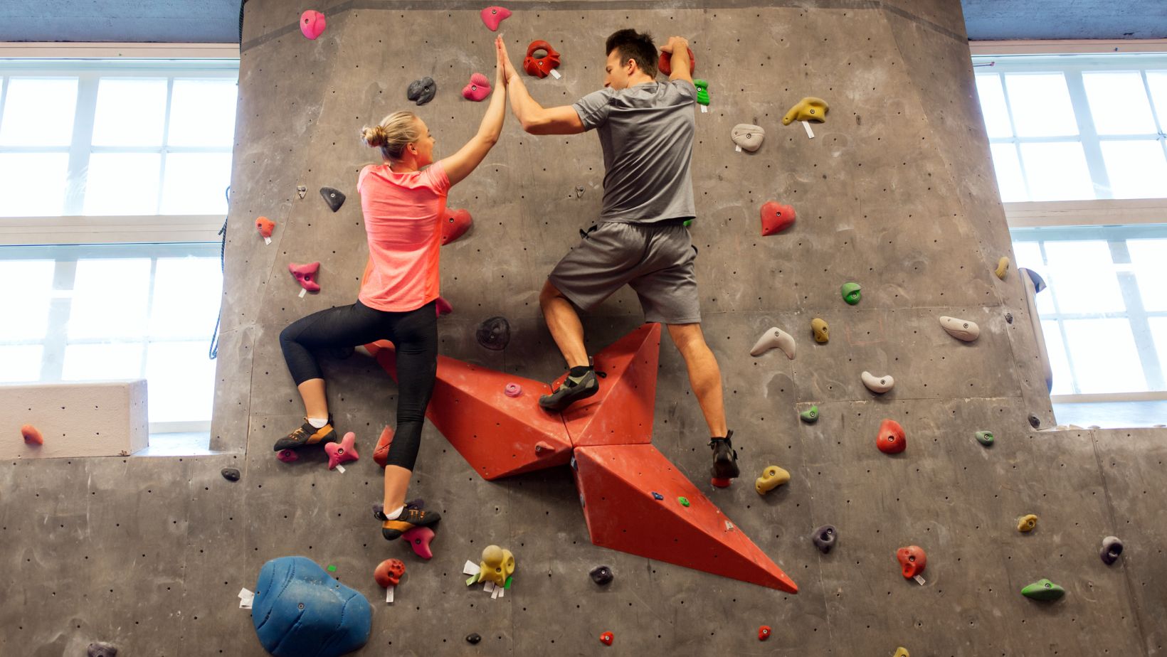 traditional vs sport climbing